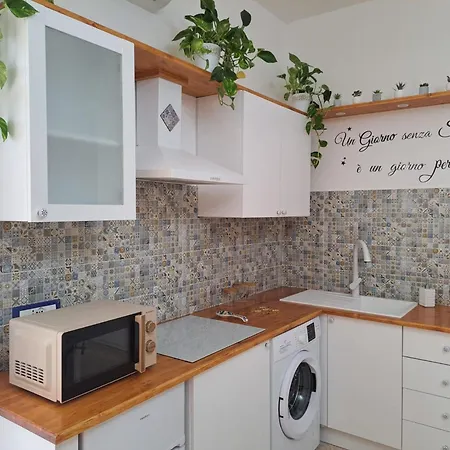 Casa La Graziosa Soverato ソヴェラート・マリーナ